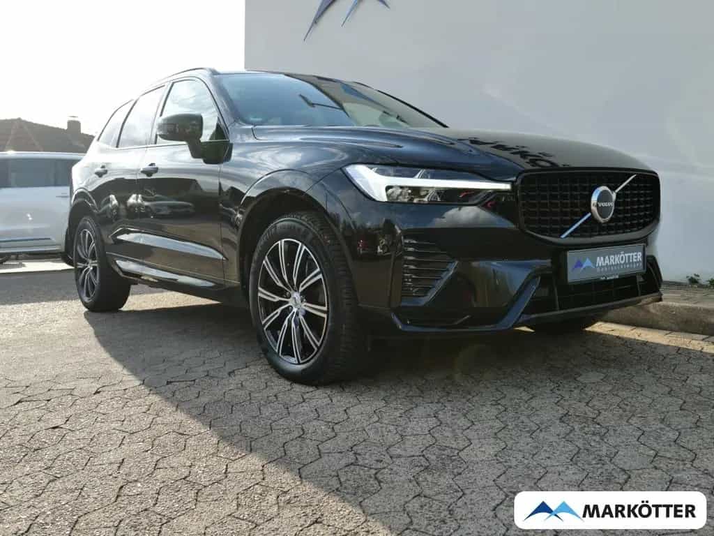 Volvo XC60 B4 Plus Dark PANO/BLIS/CAM/ACC/Harman Kardo 02/2023-photo-18