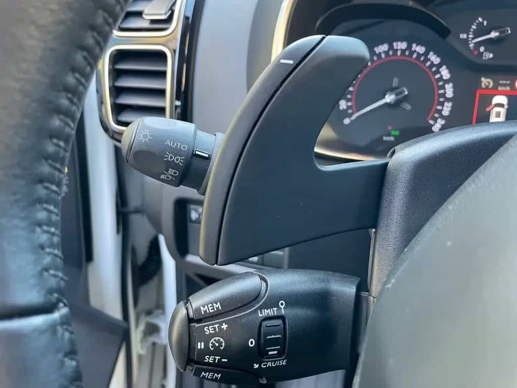 Citroën C5 Aircross 2.0 Live SHZ PDC KAM AHK TEMPO 07/2020-photo-18