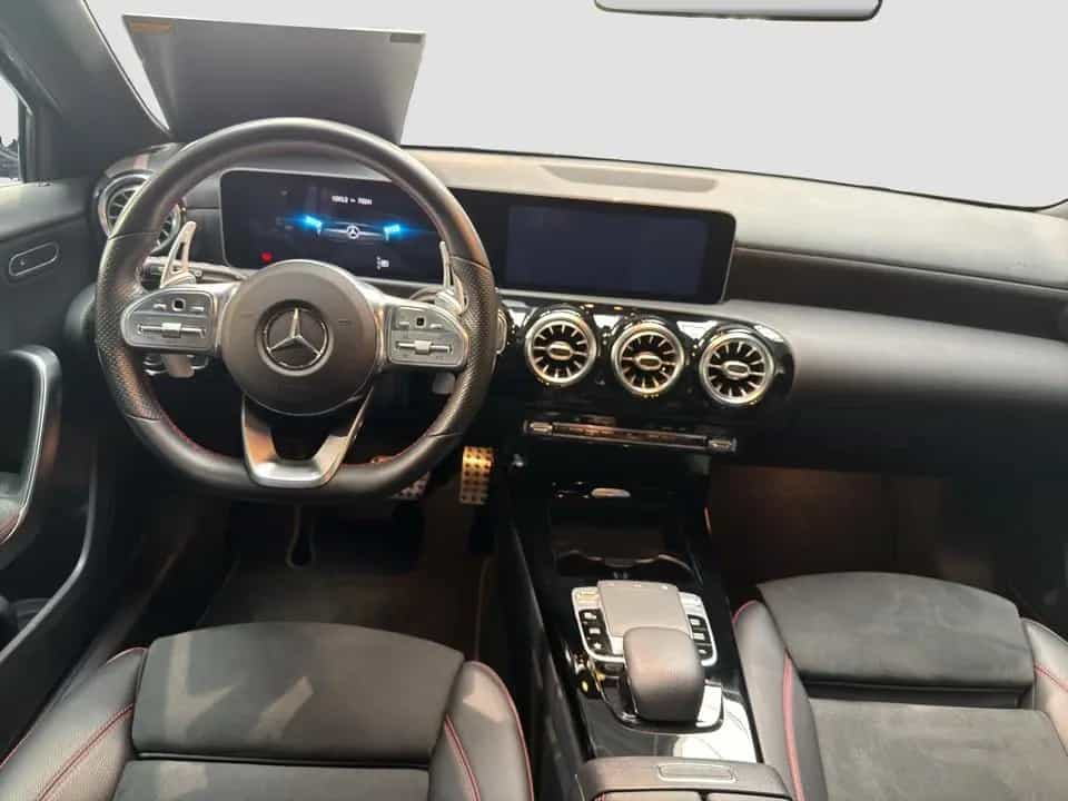 Mercedes-Benz A-Class 250 4MATIC DCT Navi DSG Glasdach LED 02/2020-photo-12