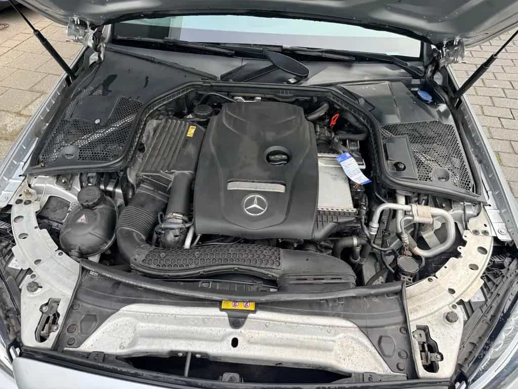Mercedes-Benz C-Class 180 T CGI Avantgarde,Teilleder,Navi,LED,AHK 06/2016-photo-20