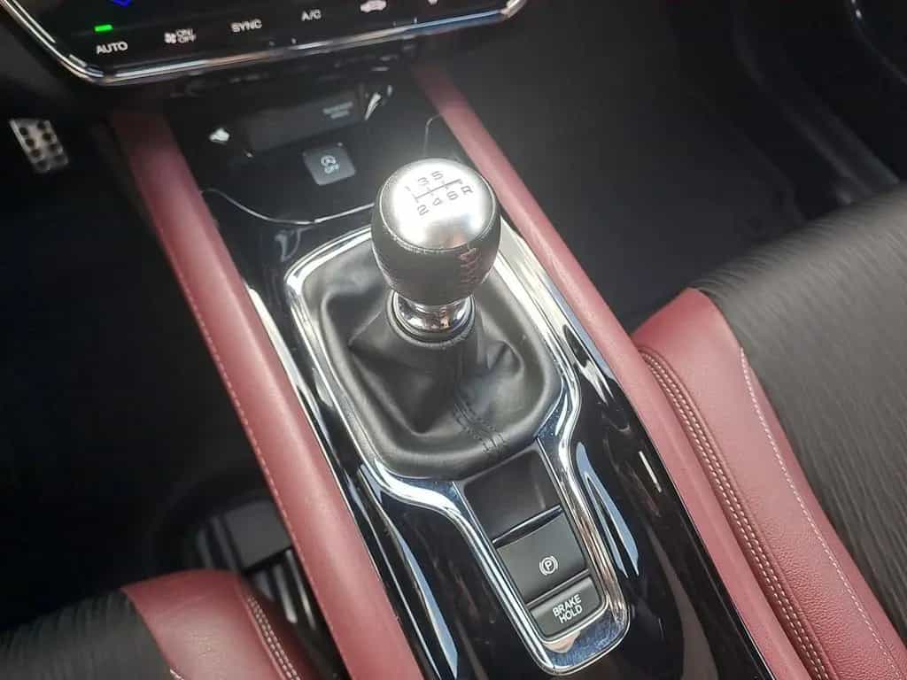 Honda HR-V 1.5 VTEC TURBO SPORT KAMERA+SHZ+NAV+LED+PDC 04/2019-photo-18
