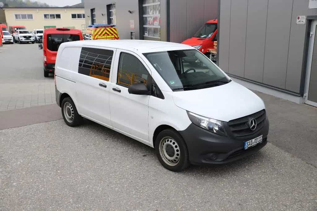 Mercedes-Benz Vito 114 CDI 4x4 Kompakt Sortimo Automatik TOP 11/2017-photo-0