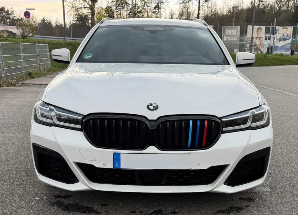 BMW 5 Series 540d M-Paket Laser HUD Hifi AHK xDrive Touring 10/2021-photo-0