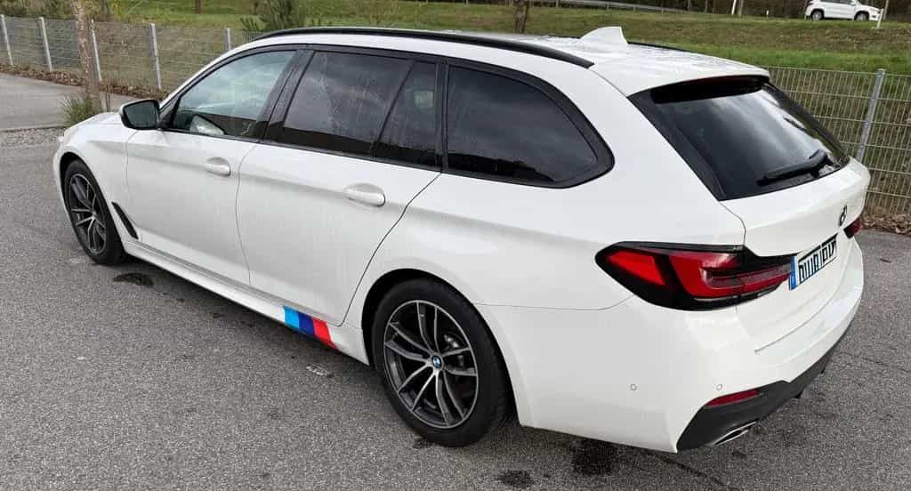 BMW 5 Series 540d M-Paket Laser HUD Hifi AHK xDrive Touring 10/2021-photo-4