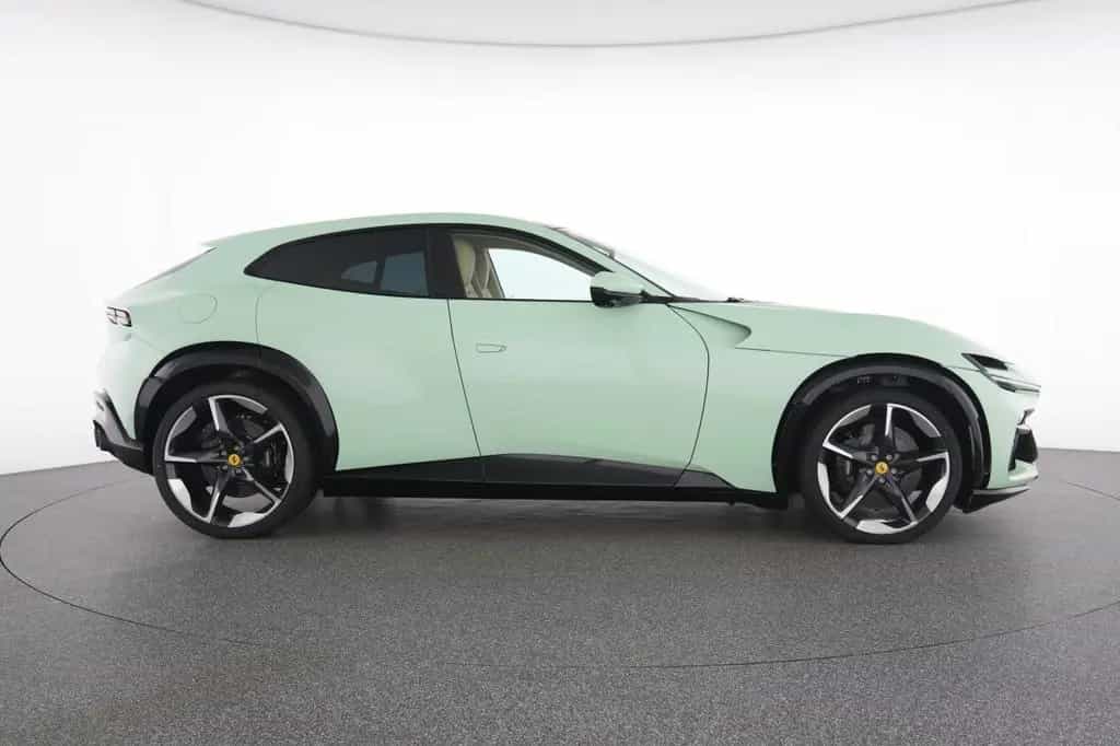 Ferrari Purosangue Special Color Verde Pallido 04/2026-photo-12