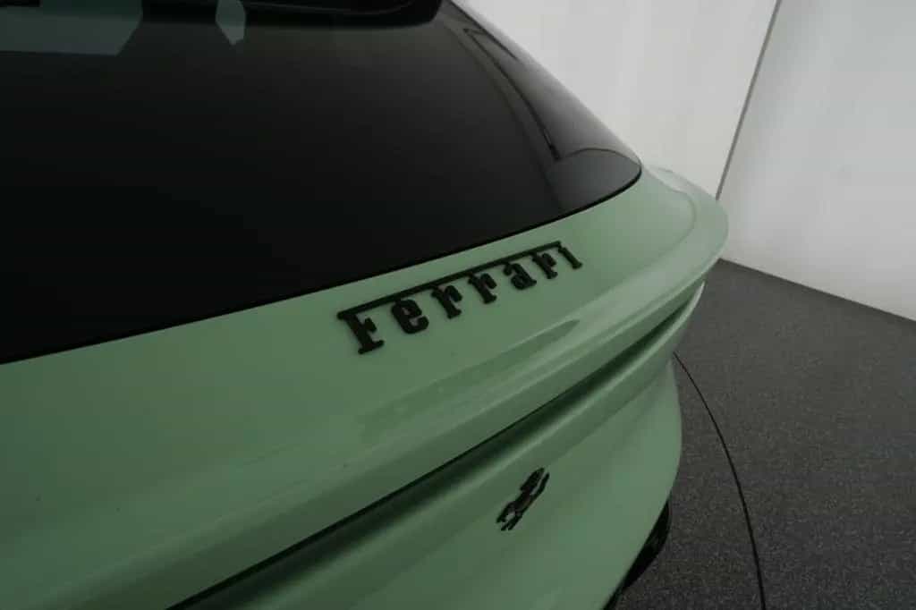 Ferrari Purosangue Special Color Verde Pallido 04/2026-photo-22