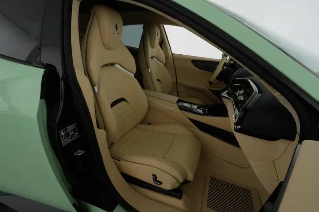 Ferrari Purosangue Special Color Verde Pallido 04/2026-photo-23