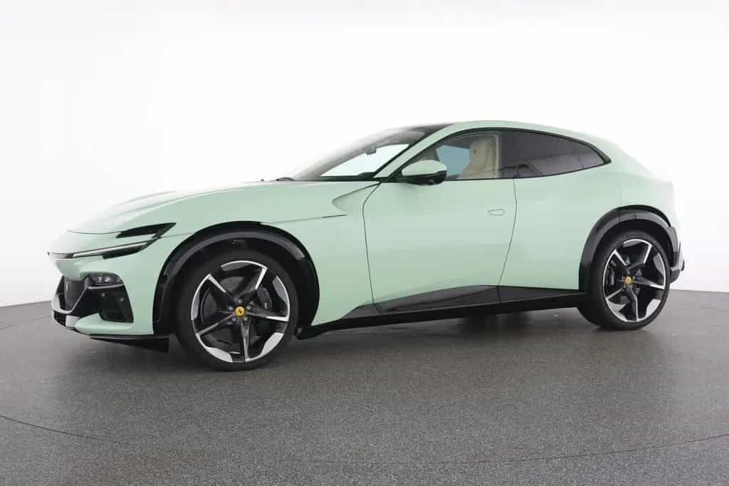 Ferrari Purosangue Special Color Verde Pallido 04/2026-photo-3