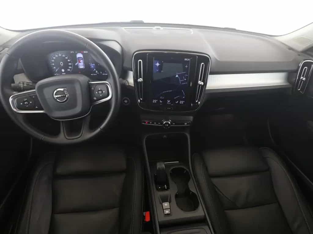 Volvo XC40 D3 Momentum Pro LED+RFK+SitzH+Navi+AppleCar 12/2019-photo-15