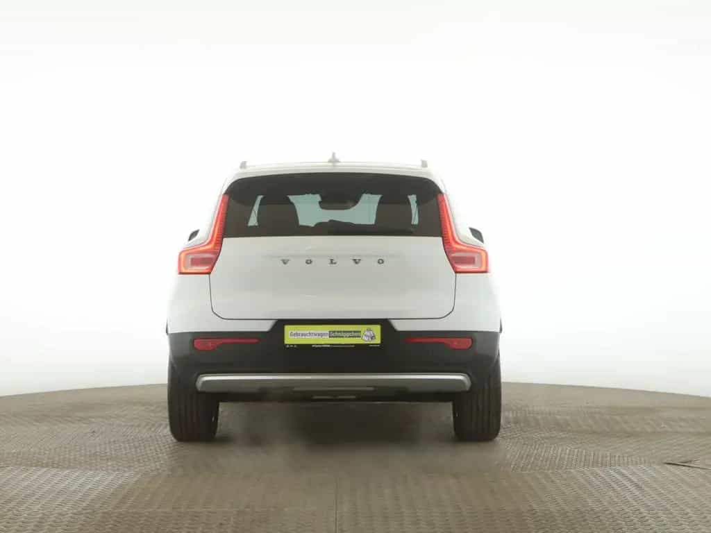 Volvo XC40 D3 Momentum Pro LED+RFK+SitzH+Navi+AppleCar 12/2019-photo-5