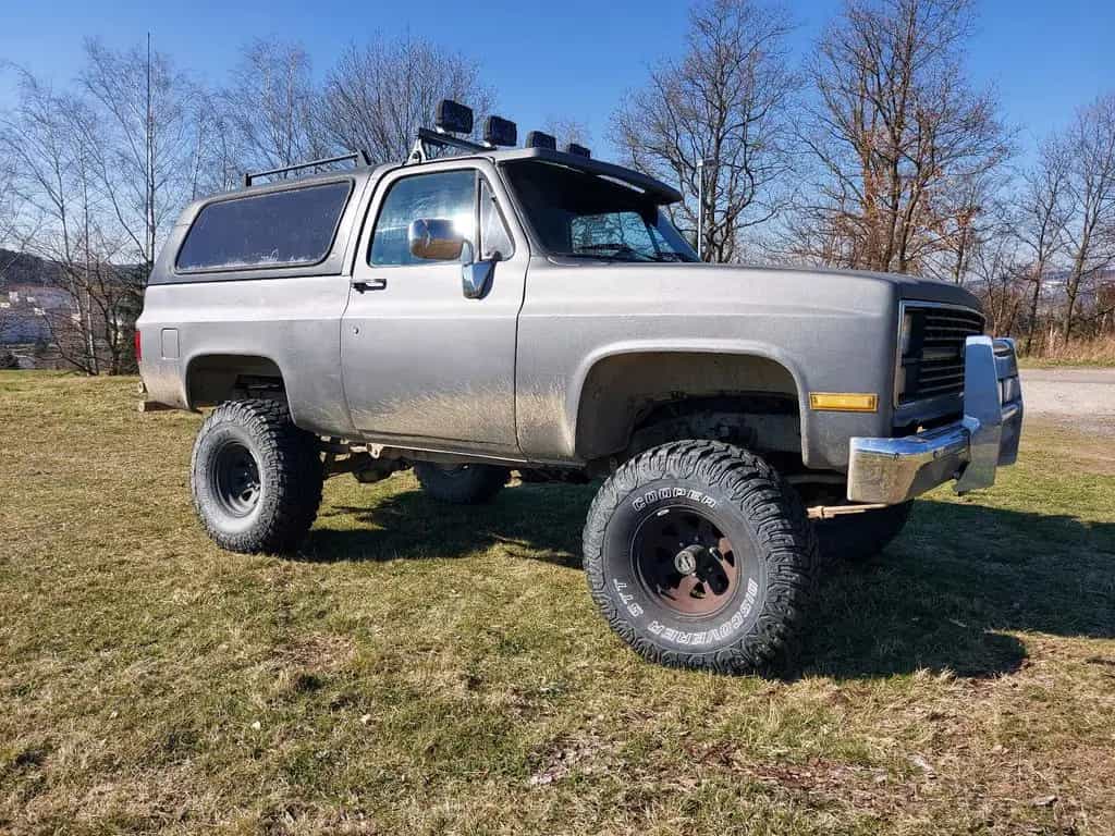 Chevrolet Blazer K5, 6.2 V8 Diesel, hoch, 35er Reifen, TÜV 09/1986-photo-0