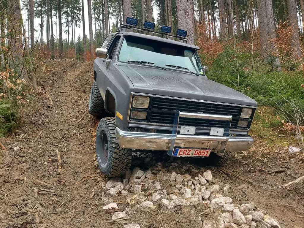 Chevrolet Blazer K5, 6.2 V8 Diesel, hoch, 35er Reifen, TÜV 09/1986-photo-5