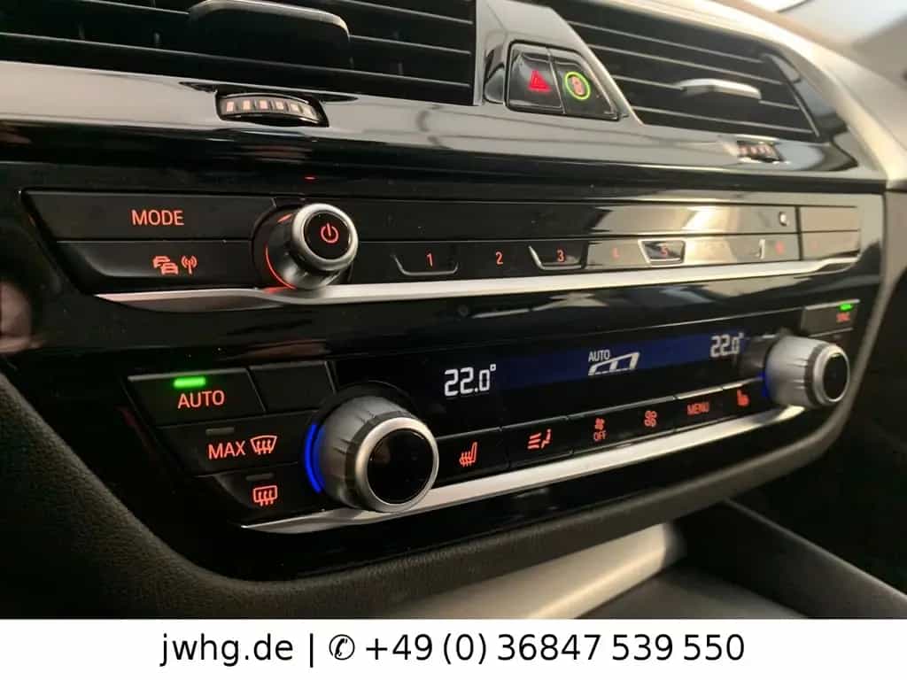 BMW 5 Series 520d T xDrive DRIVING ASS+/AHK/WINTER PAKET 03/2020-photo-10