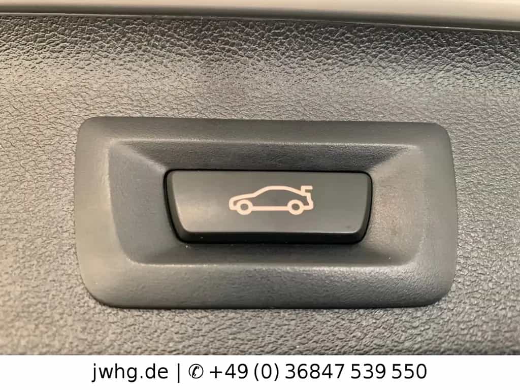 BMW 5 Series 520d T xDrive DRIVING ASS+/AHK/WINTER PAKET 03/2020-photo-6