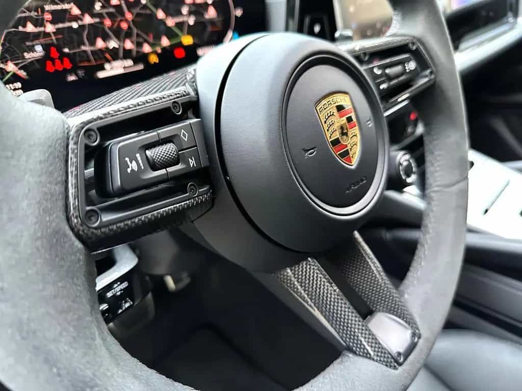 Porsche Cayenne S Carbon Sport Chrono Paket BOSE 22" 12/2023-photo-18