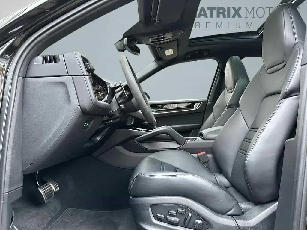 Porsche Cayenne S Carbon Sport Chrono Paket BOSE 22" 12/2023-photo-19