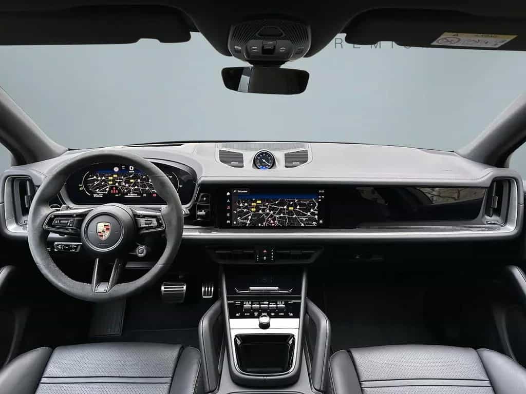 Porsche Cayenne S Carbon Sport Chrono Paket BOSE 22" 12/2023-photo-2