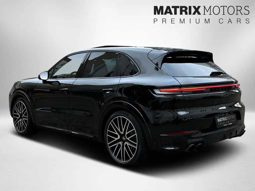 Porsche Cayenne S Carbon Sport Chrono Paket BOSE 22" 12/2023-photo-9