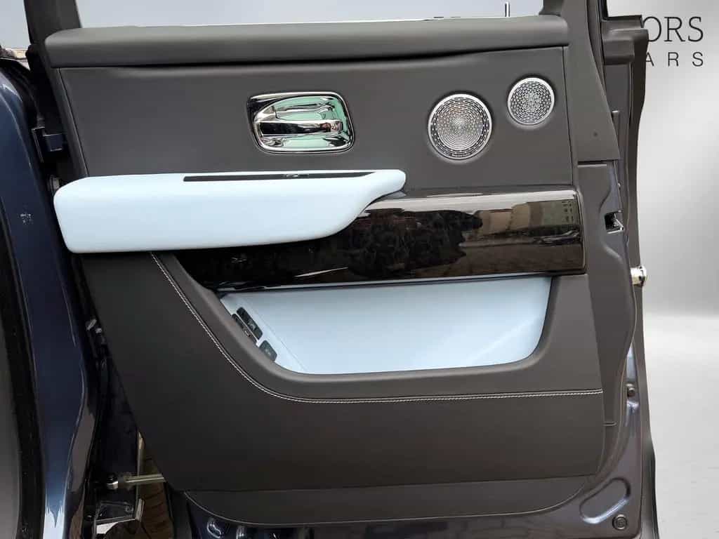 Rolls-Royce Cullinan BeSpoke Audio Series II heated&cooled 05/2024-photo-28