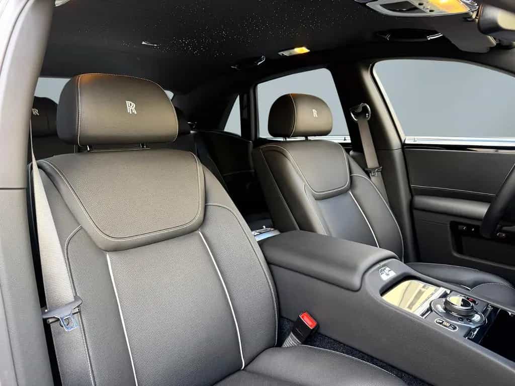 Rolls-Royce Ghost BeSpoke Massage Theatre NightVision 12/2017-photo-11