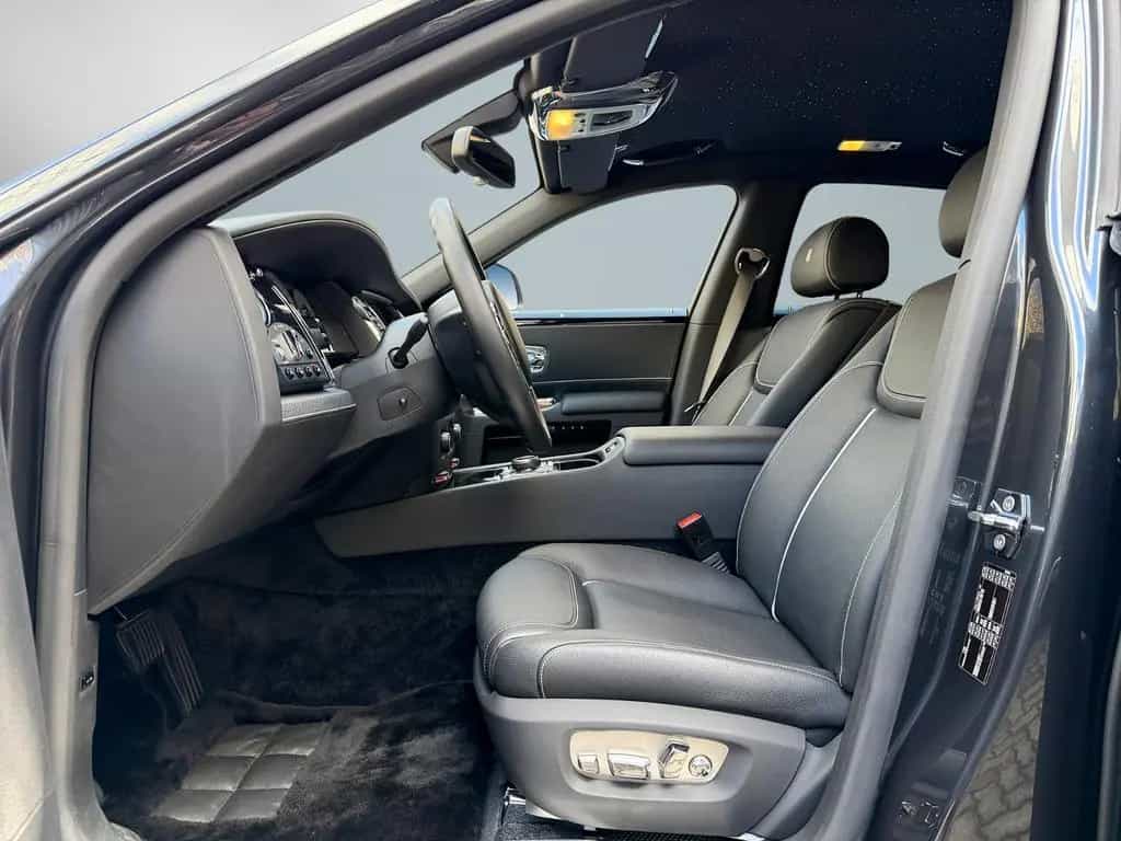 Rolls-Royce Ghost BeSpoke Massage Theatre NightVision 12/2017-photo-23