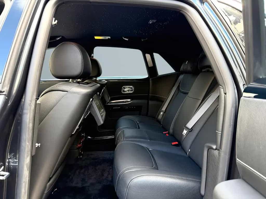 Rolls-Royce Ghost BeSpoke Massage Theatre NightVision 12/2017-photo-24