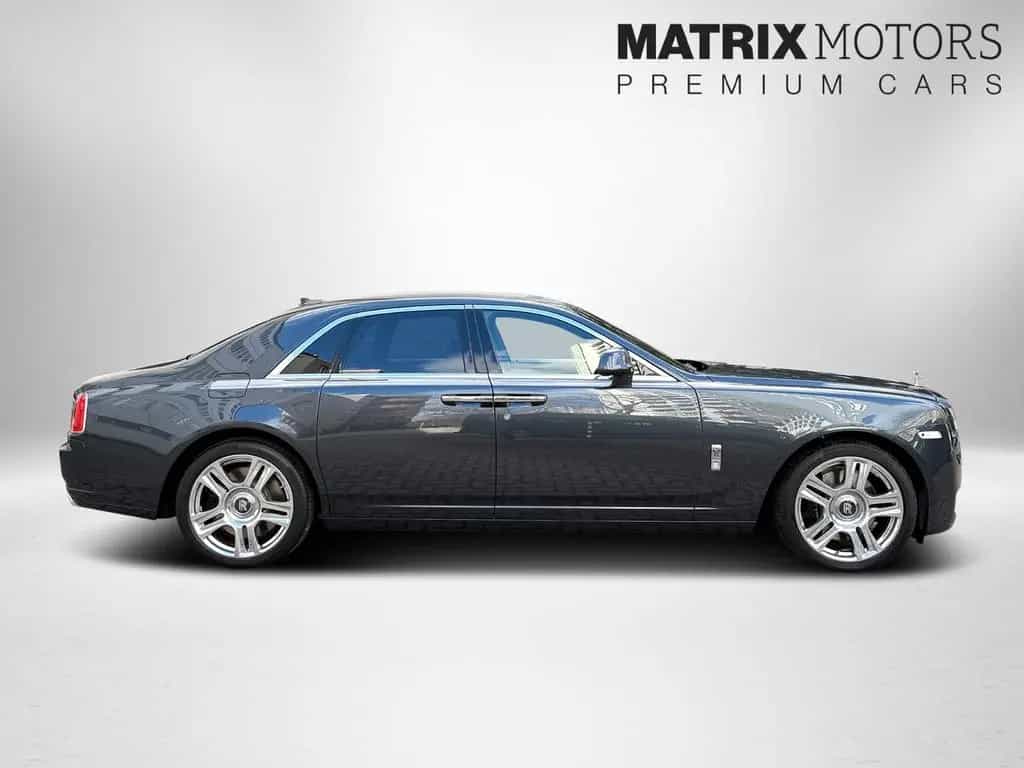 Rolls-Royce Ghost BeSpoke Massage Theatre NightVision 12/2017-photo-4