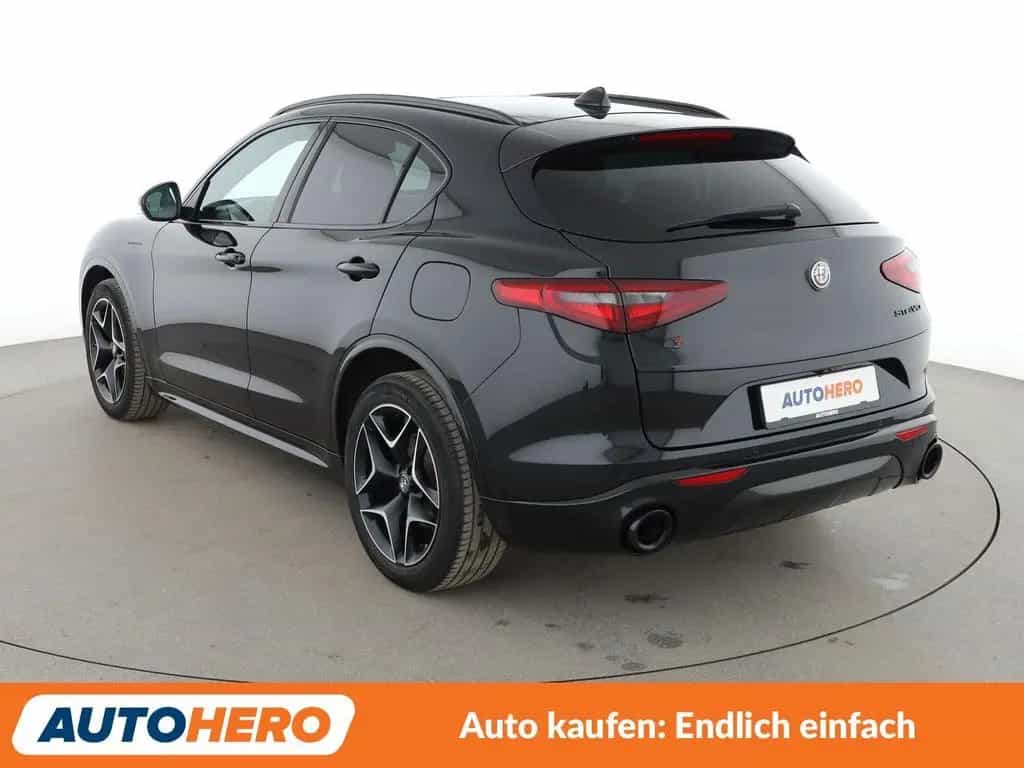 Alfa Romeo Stelvio 2.0 Turbo Veloce Q4 Aut.*NAV*ACC*CAM*PDC 01/2020-photo-2