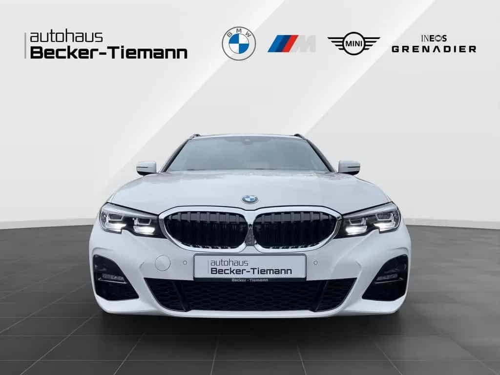 BMW 3 Series 320i Touring/ M Sport/ SAG/ LC+/ Ambiente/ PDC/ 03/2021-photo-1