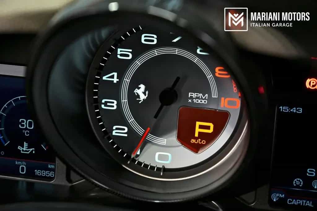 Ferrari 812 Superfast 03/2018-photo-12