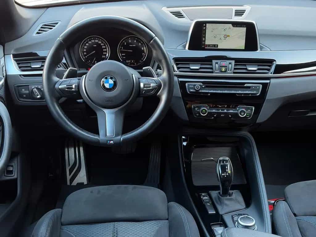 BMW X1 sDrive20i M Sport Shadow LED Temp PDC 02/2019-photo-14