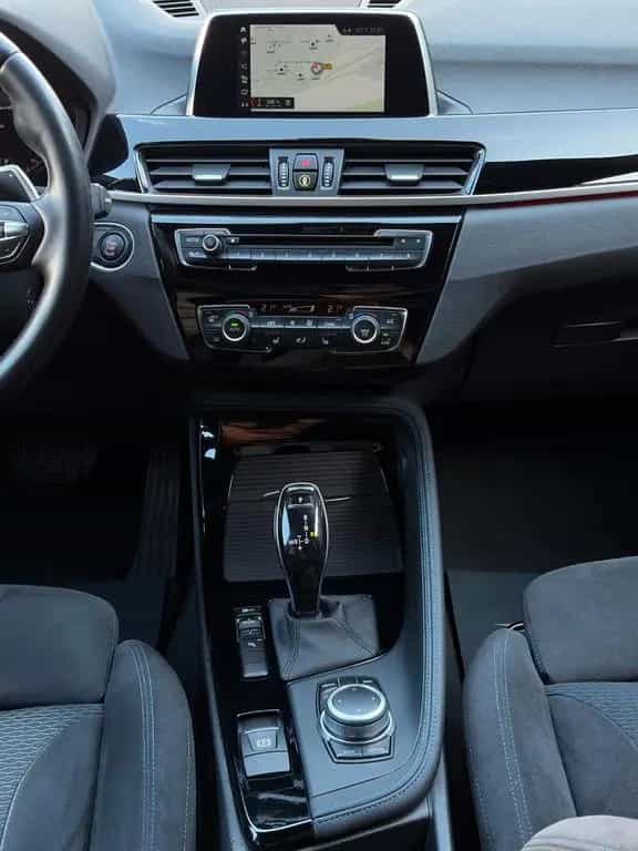 BMW X1 sDrive20i M Sport Shadow LED Temp PDC 02/2019-photo-21