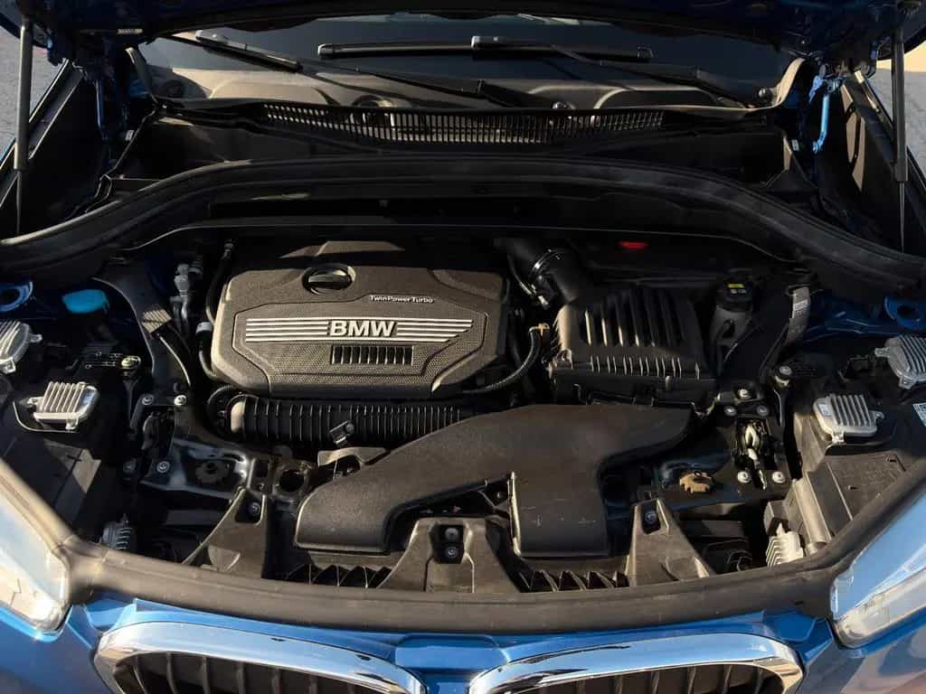 BMW X1 sDrive20i M Sport Shadow LED Temp PDC 02/2019-photo-33