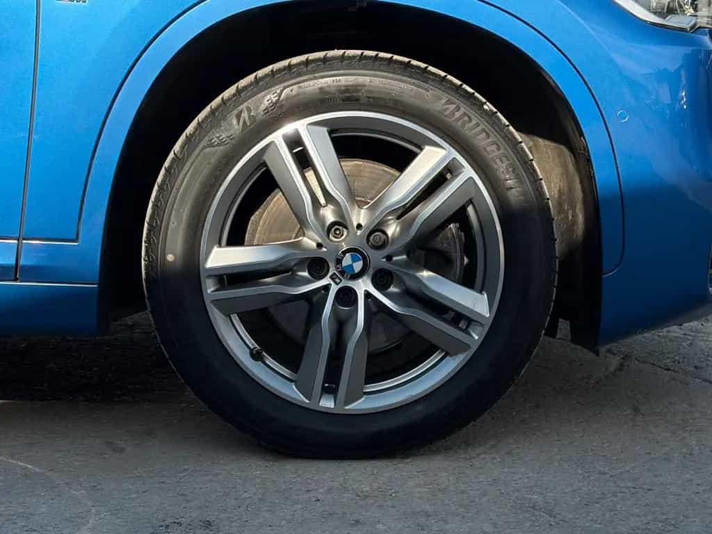 BMW X1 sDrive20i M Sport Shadow LED Temp PDC 02/2019-photo-34