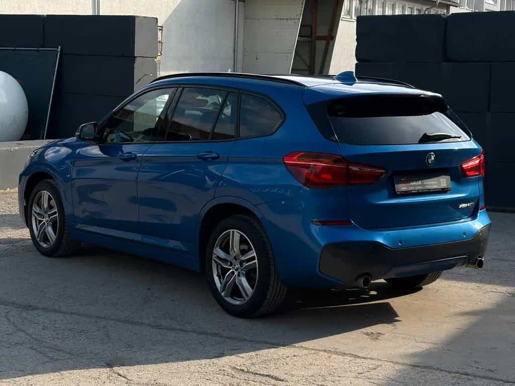 BMW X1 sDrive20i M Sport Shadow LED Temp PDC 02/2019-photo-7