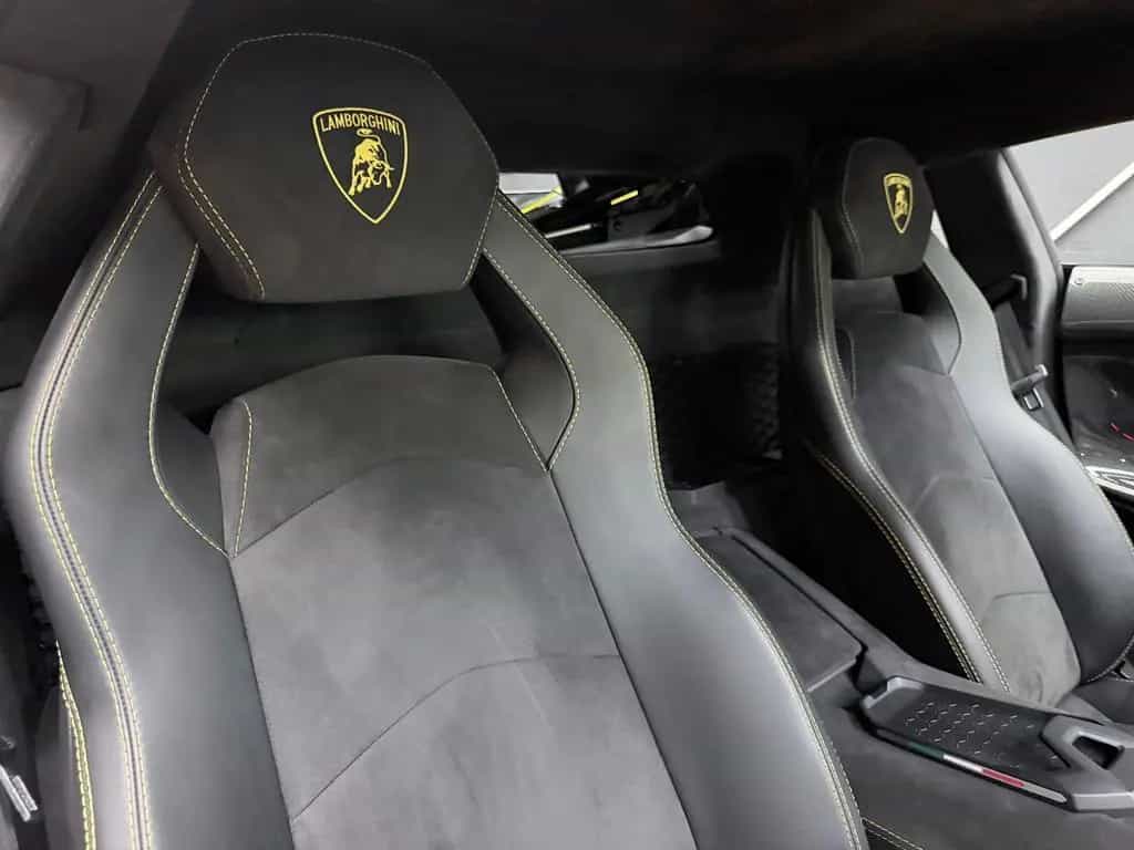Lamborghini Aventador S- Carbon- Sensonum- Lift- Alcantara 03/2018-photo-15