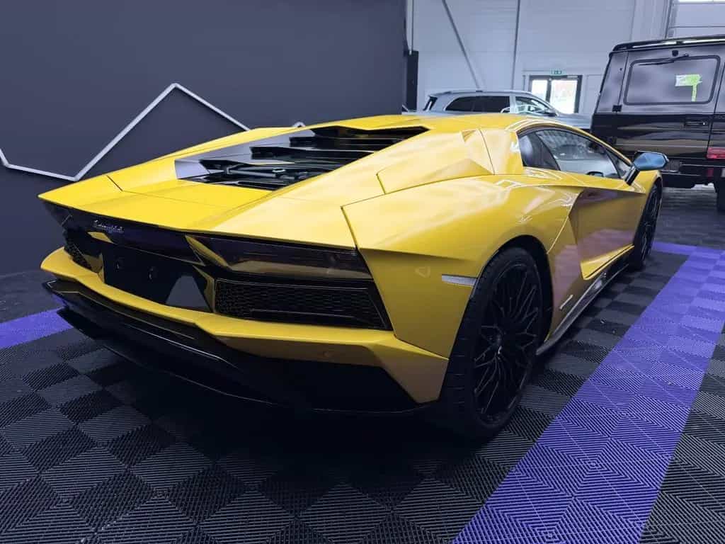 Lamborghini Aventador S- Carbon- Sensonum- Lift- Alcantara 03/2018-photo-3