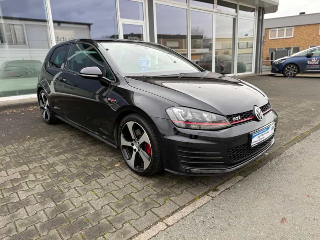 Volkswagen Golf VII Lim. GTI BMT*1-Hand*Scheckheft gepflegt 10/2015-photo-2