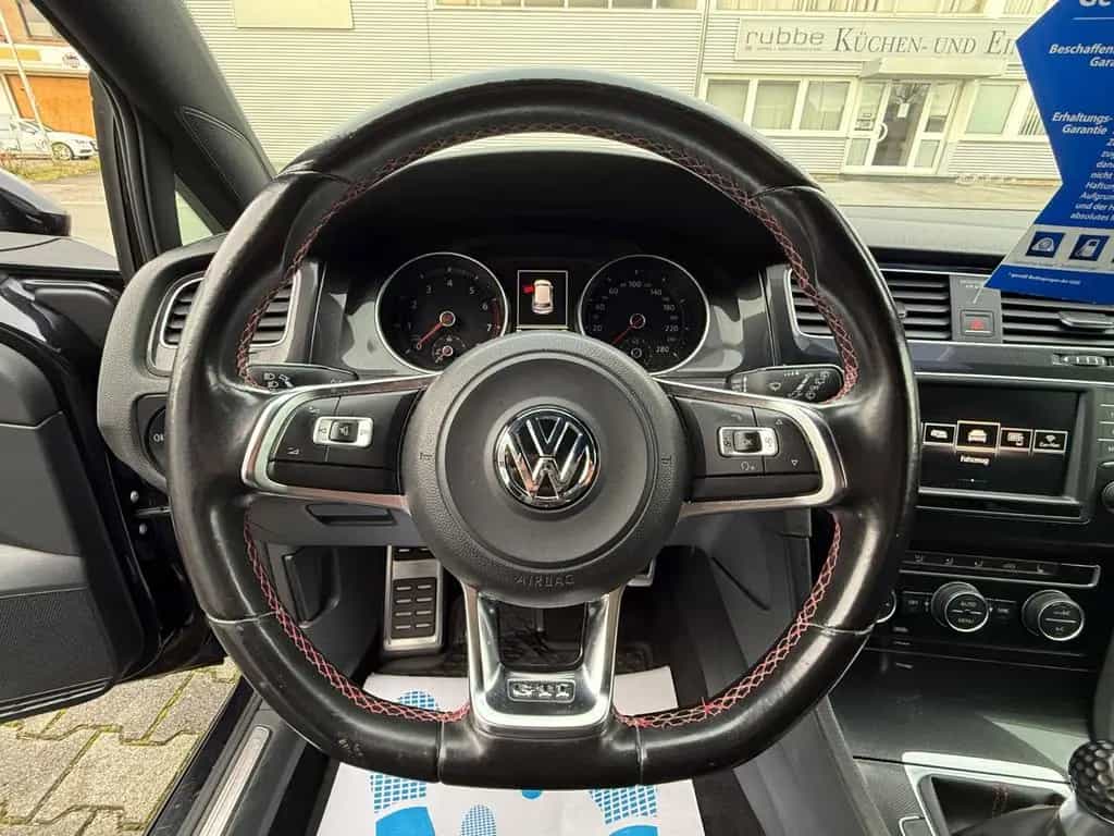 Volkswagen Golf VII Lim. GTI BMT*1-Hand*Scheckheft gepflegt 10/2015-photo-21