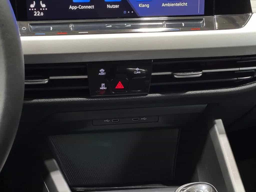 Volkswagen Golf Life 1.0 TSI | LED NAVI-PRO ACC DAB SITZHZ 09/2020-photo-9