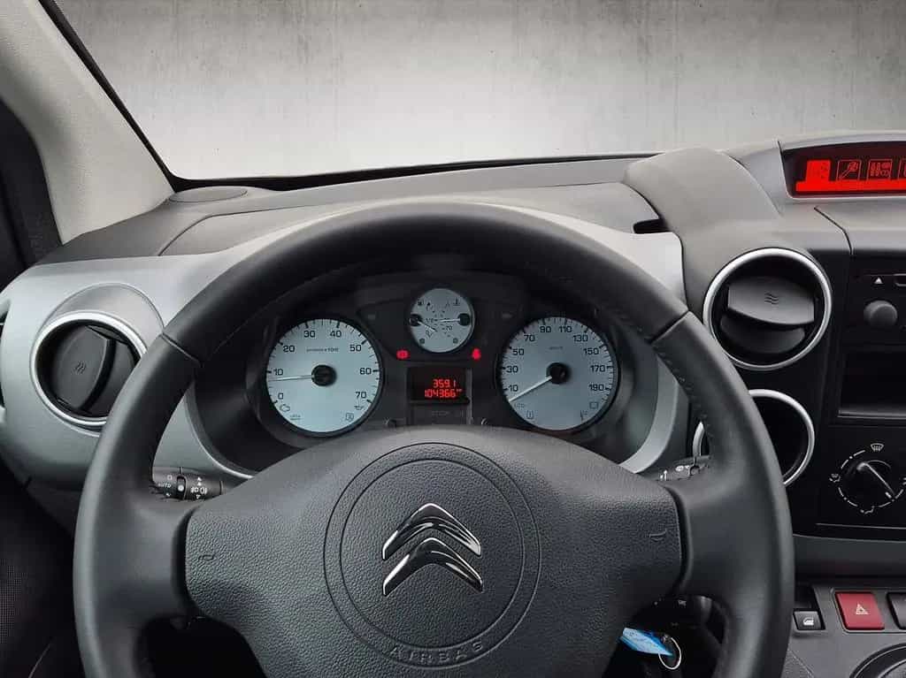 Citroën Berlingo Selection/1 Hand/Tüv Neu/Scheckheft 03/2017-photo-13