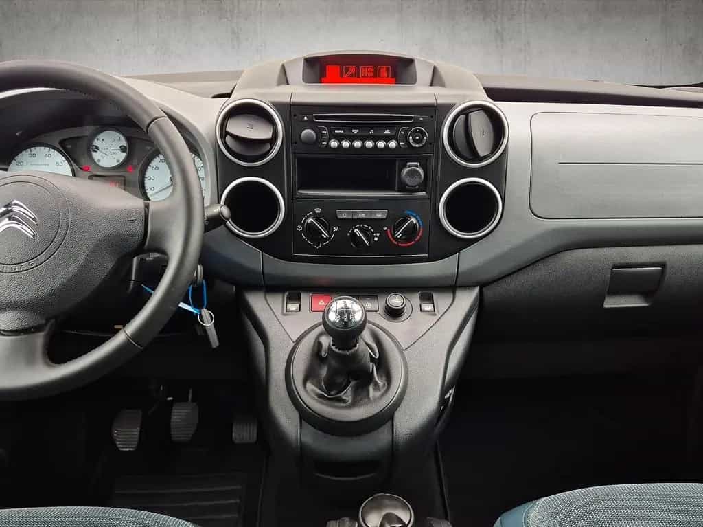 Citroën Berlingo Selection/1 Hand/Tüv Neu/Scheckheft 03/2017-photo-14