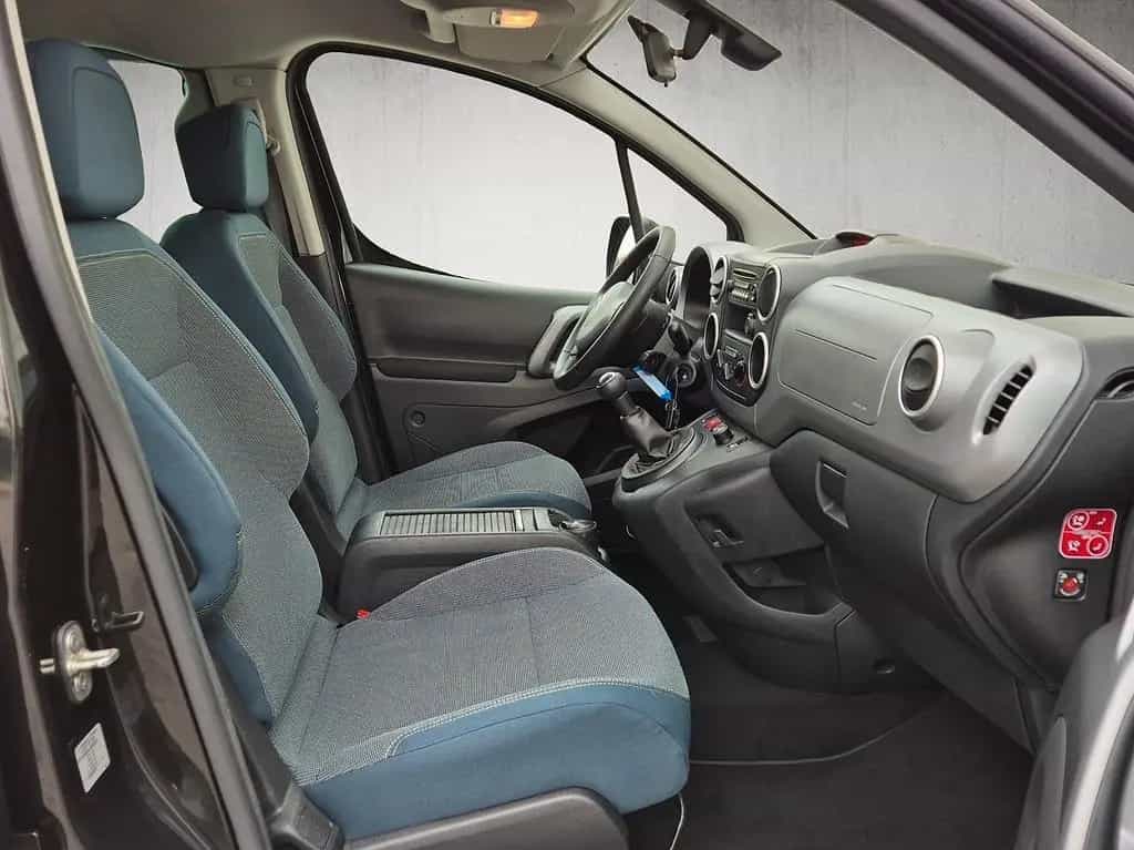 Citroën Berlingo Selection/1 Hand/Tüv Neu/Scheckheft 03/2017-photo-18