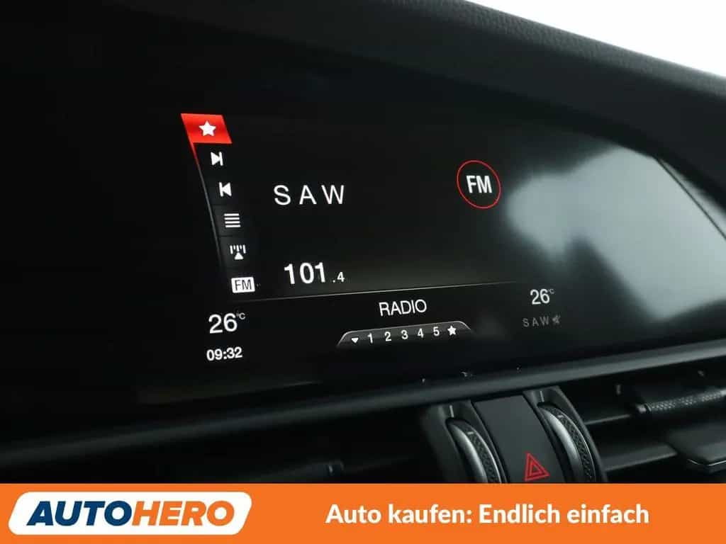 Alfa Romeo Giulia 2.2 JTDM Super Aut.*NAVI*TEMPO*CAM*PDC* 03/2017-photo-20