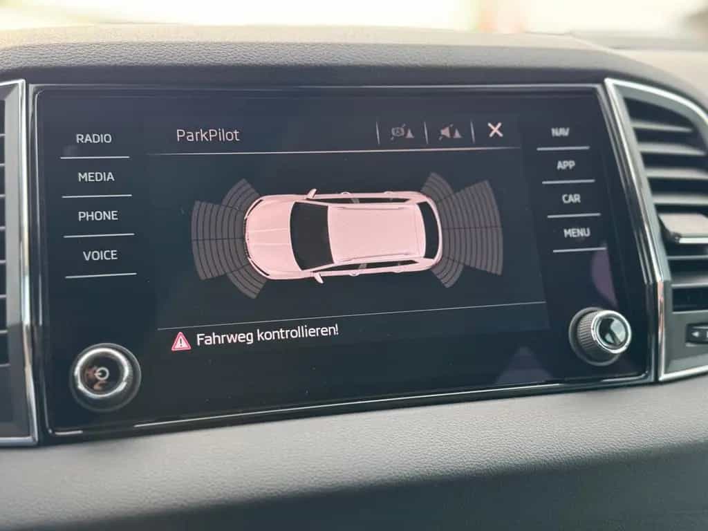 Skoda Karoq 1.5 TSI ACT Style+Finanzierung+Garantie+ 02/2019-photo-16