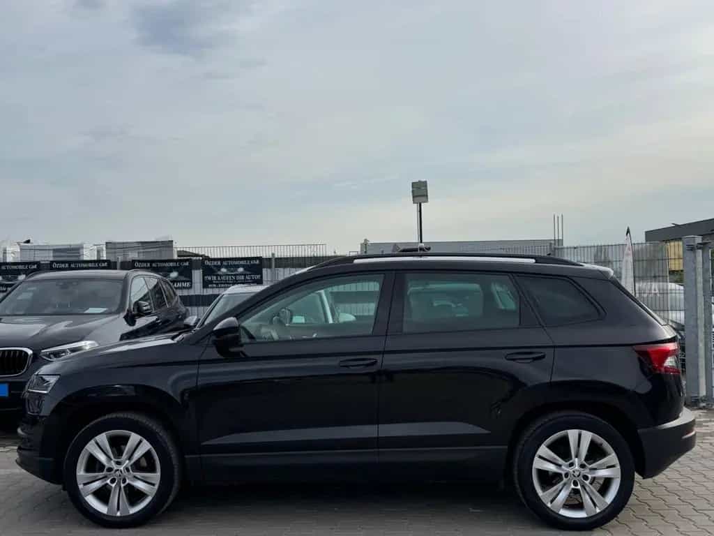 Skoda Karoq 1.5 TSI ACT Style+Finanzierung+Garantie+ 02/2019-photo-9