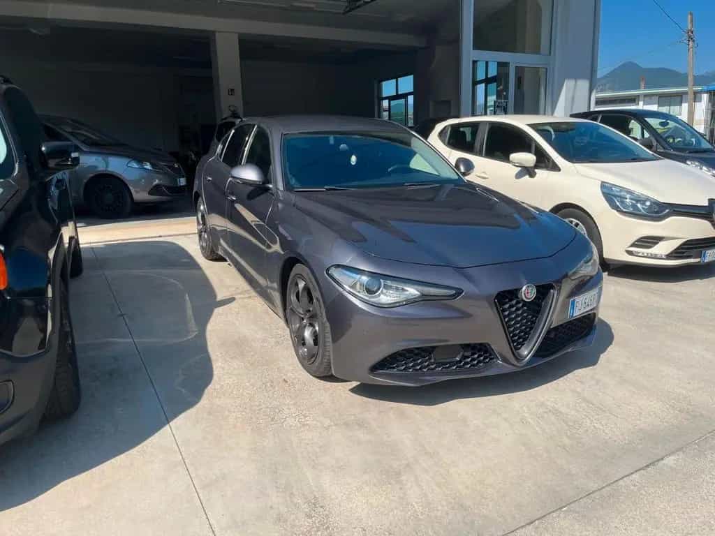 Alfa Romeo Giulia 2.2 Turbodiesel 180 CV AT8 Sup 04/2017-photo-5