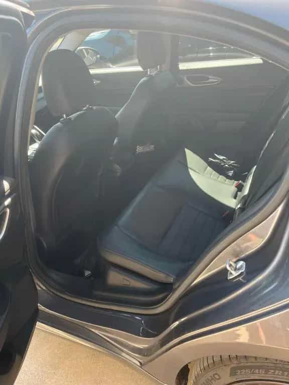 Alfa Romeo Giulia 2.2 Turbodiesel 180 CV AT8 Sup 04/2017-photo-8