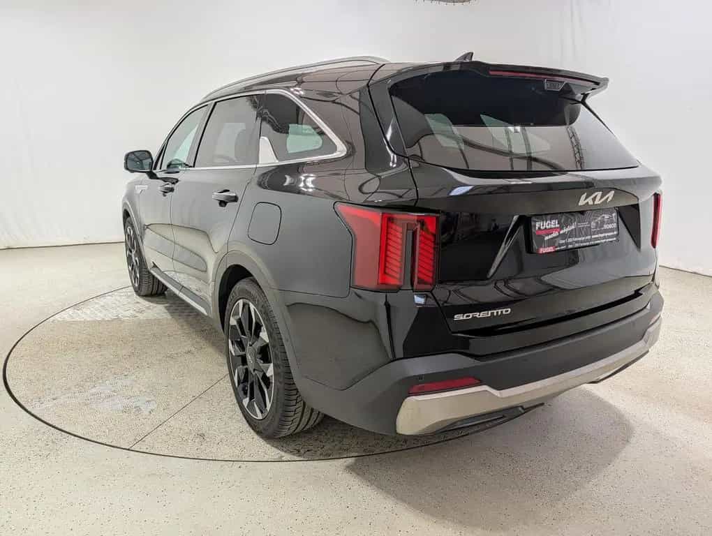 Kia Sorento 2.2 CRDi Platinum 4WD|7S|4xSHZ|Pano|360| 04/2024-photo-3