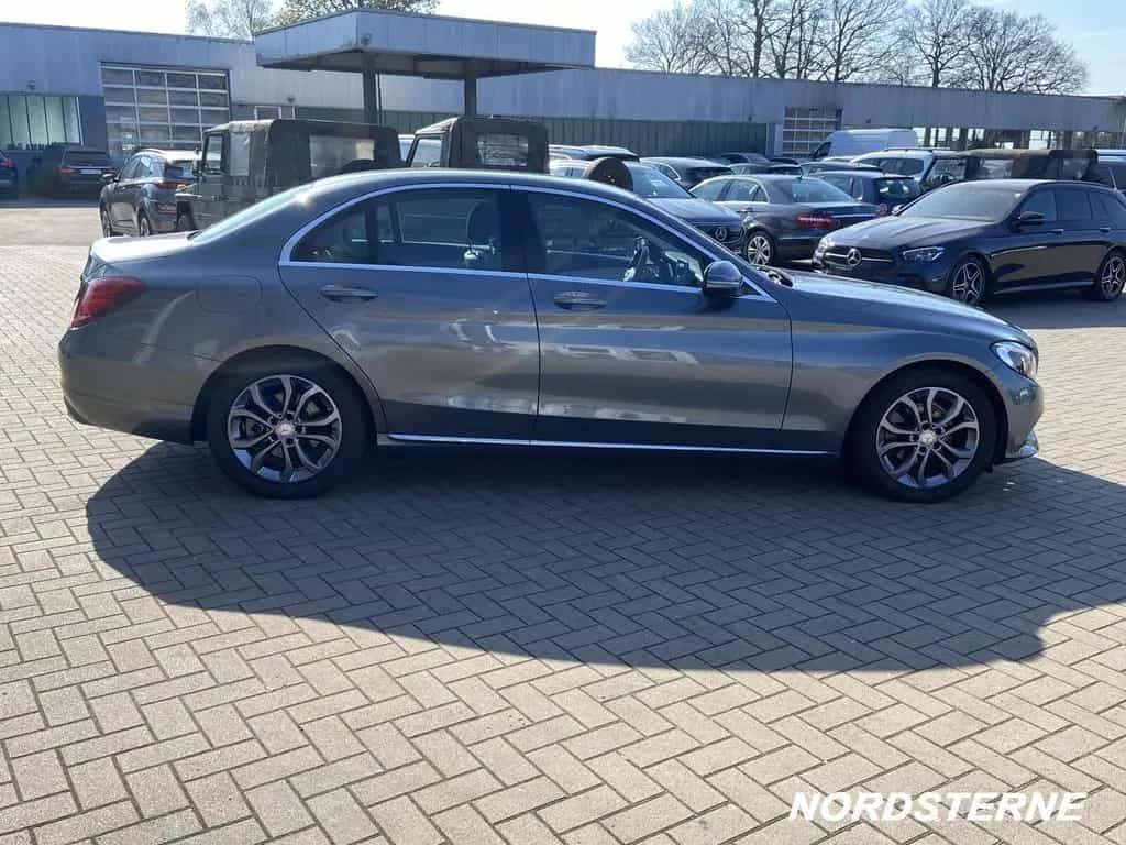 Mercedes-Benz C-Class 180 AVANTGARDE Exterieur/Klima/LED/Park-Assist 10/2016-photo-5